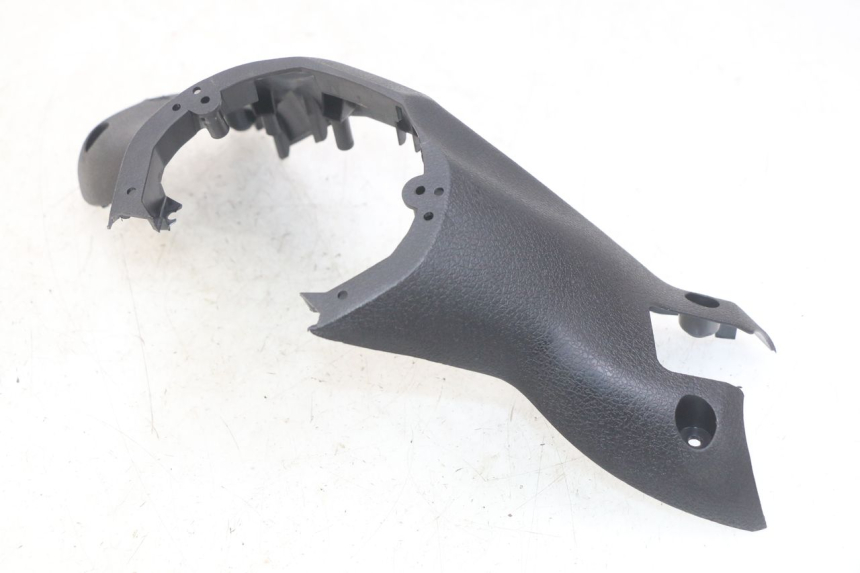 photo de HINTERE LENKERABDECKUNG MBK SKYCRUISER 125 (2010 - 2013) - Technische Nahaufnahme