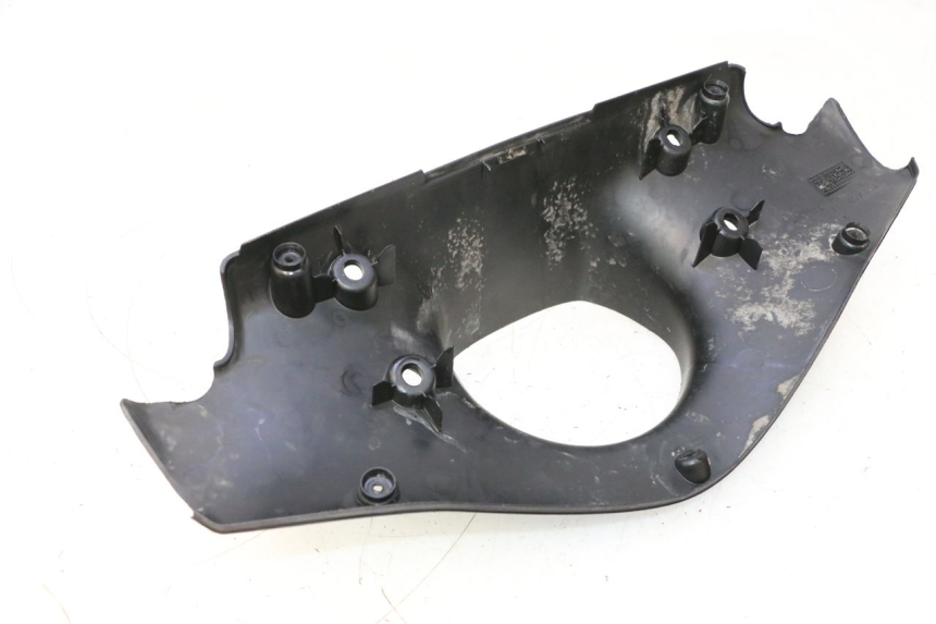 photo de LENKERVERKLEIDUNG HINTEN PEUGEOT SPEEDFIGHT 2 AC 50 (2000 - 2009) - Zoom auf Gebrauchszustand