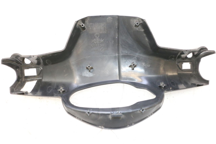 photo de LENKERVERKLEIDUNG HINTEN APRILIA SR MOTARD 50 (2012 - 2018) - Technische Nahaufnahme