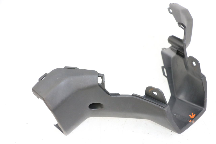 photo de LENKERVERKLEIDUNG HINTEN KYMCO SUPER 8 4T 50 (2021 - 2024) - Technische Nahaufnahme