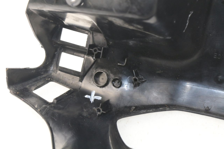 photo de LENKERVERKLEIDUNG HINTEN PEUGEOT SV 80 (1993 - 1997) - Charakteristische Merkmale