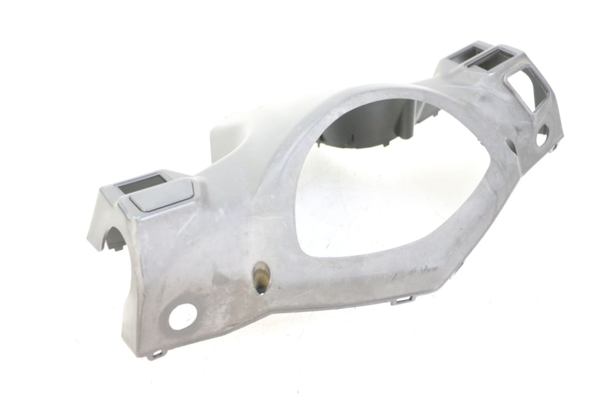 photo de HINTERE LENKERABDECKUNG SYM ORBIT III 3 4T 50 (2018 - 2021) - Zoom auf Gebrauchszustand