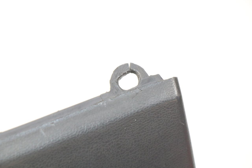 photo de HINTERE LENKERABDECKUNG PEUGEOT TWEET 4T 50 (2018 - 2022) - Zoom auf Gebrauchszustand