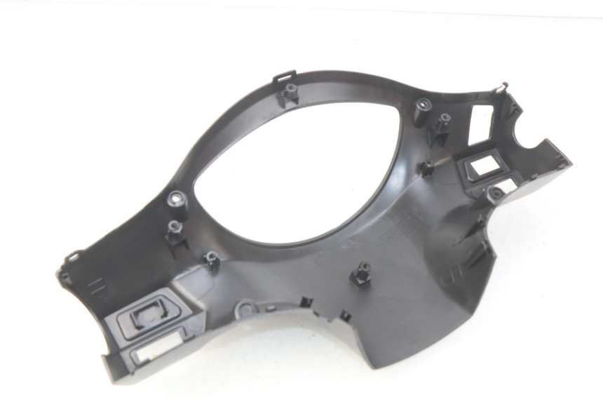 photo de HINTERE LENKERABDECKUNG PEUGEOT TWEET 4T 50 (2018 - 2022) - Details der Befestigungspunkte