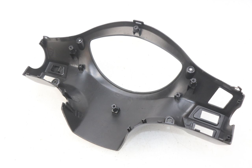 photo de HINTERE LENKERABDECKUNG PEUGEOT TWEET 4T 50 (2018 - 2022) - Oberflächenzustand und Material