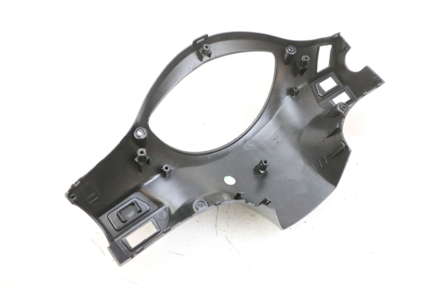 photo de LENKERVERKLEIDUNG HINTEN PEUGEOT TWEET PRO EFI 4T 50 (2021 - 2022) - Zoom auf Gebrauchszustand