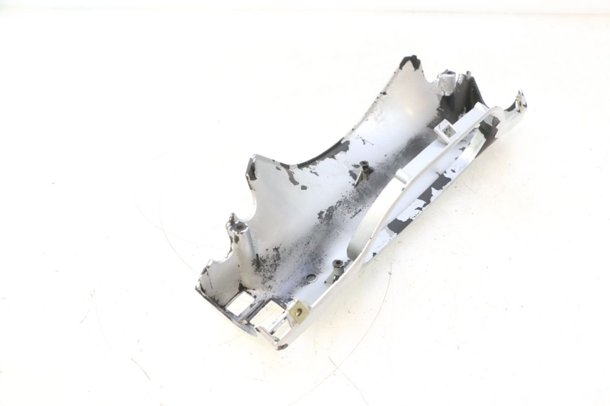 photo de LENKERVERKLEIDUNG HINTEN PIAGGIO TYPHOON 50 (1993 - 1999) - Detailansicht des Bauteils