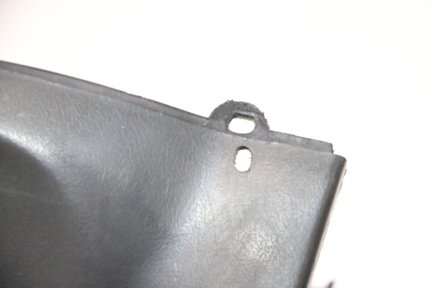 photo de HINTERE LENKERABDECKUNG PEUGEOT V-CLIC VCLIC 50 (2007 - 2013) - Zoom auf Gebrauchszustand