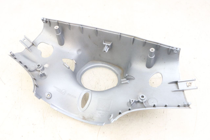 photo de LENKERVERKLEIDUNG HINTEN PIAGGIO VESPA PRIMAVERA 4T 50 (2021 - 2024) - Hauptansicht