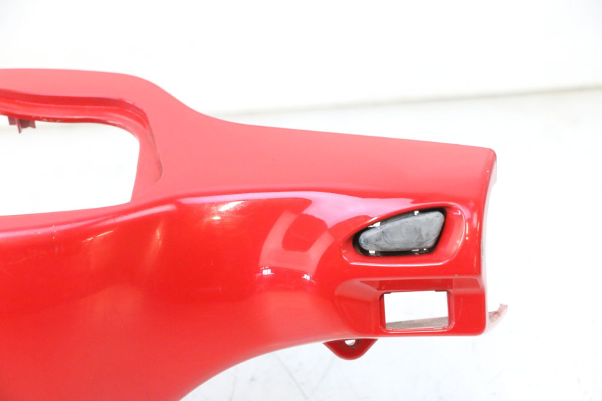 photo de HINTERE LENKERABDECKUNG PIAGGIO VESPA S 2T 50 (2007 - 2014) - Detailansicht des Bauteils