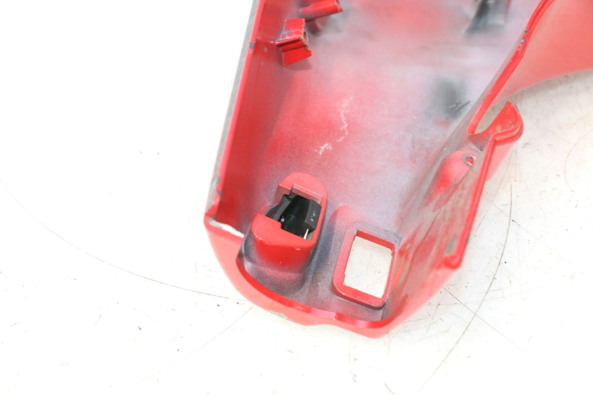 photo de HINTERE LENKERABDECKUNG PIAGGIO VESPA S 2T 50 (2007 - 2014) - Fokus auf die Struktur