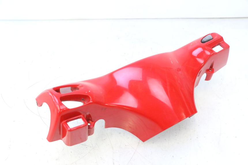 photo de HINTERE LENKERABDECKUNG PIAGGIO VESPA S 2T 50 (2007 - 2014) - Details der Befestigungspunkte