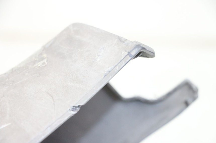 photo de LENKERVERKLEIDUNG HINTEN PEUGEOT VIVACITY 100 (1999 - 2008) - Detailansicht des Bauteils