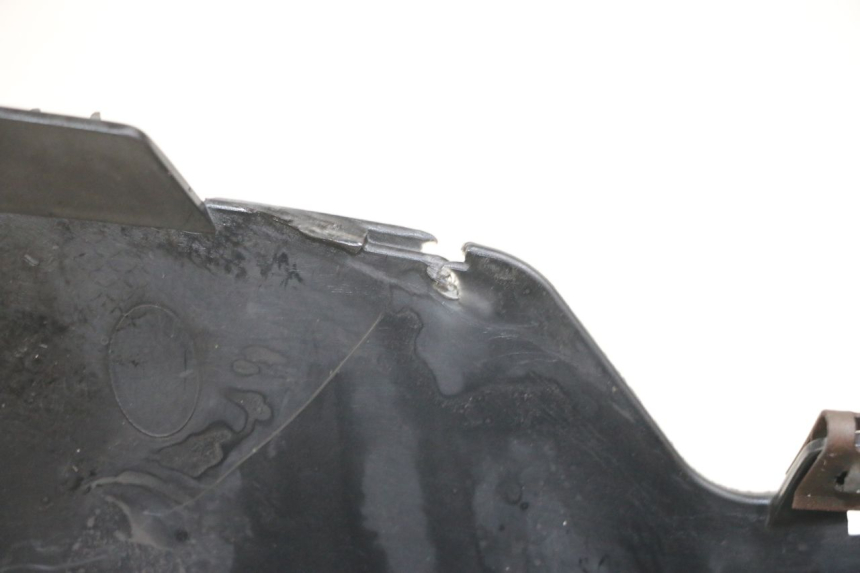 photo de HINTERE LENKERABDECKUNG YAMAHA XMAX X-MAX 125 (2006 - 2009) - Zoom auf Gebrauchszustand