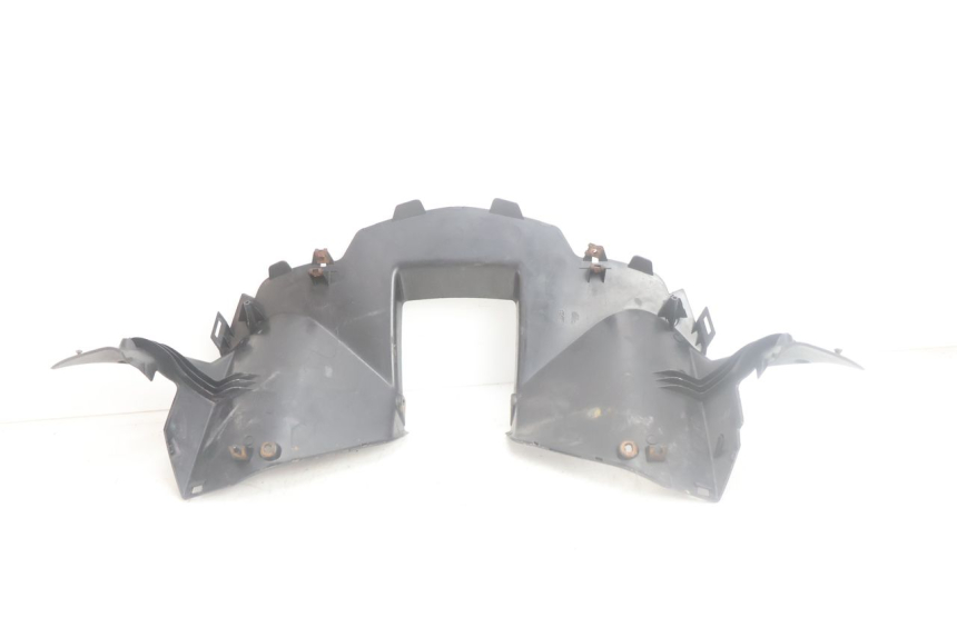 photo de HINTERE LENKERABDECKUNG YAMAHA XMAX X-MAX 125 (2006 - 2009) - Details der Befestigungspunkte