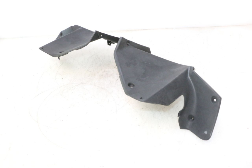 photo de HINTERE LENKERABDECKUNG YAMAHA XMAX X-MAX 125 (2006 - 2009) - Detailansicht des Bauteils