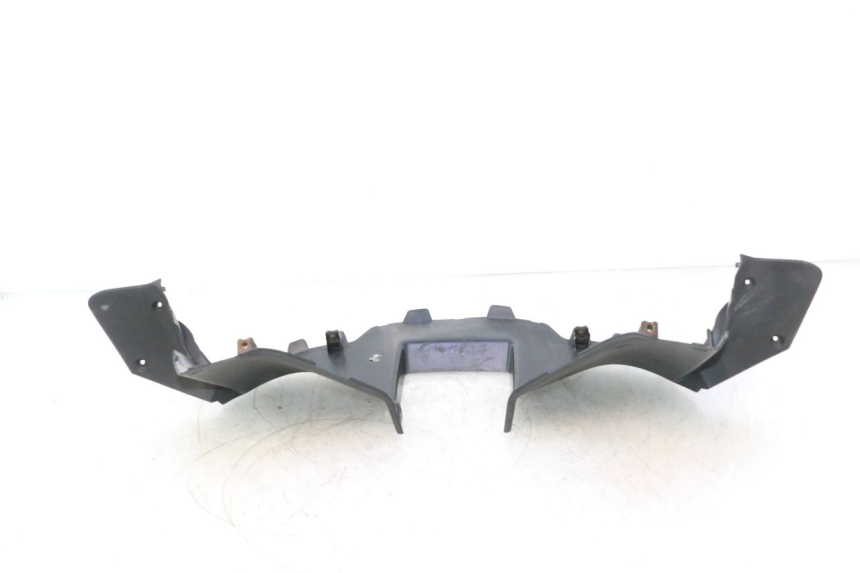 photo de HINTERE LENKERABDECKUNG YAMAHA XMAX X-MAX 125 (2006 - 2009) - Details der Befestigungspunkte