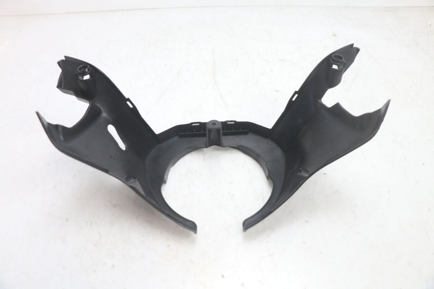 photo de LENKERVERKLEIDUNG HINTEN YAMAHA XP T-MAX ABS 500 (2005 - 2005) - Details der Befestigungspunkte