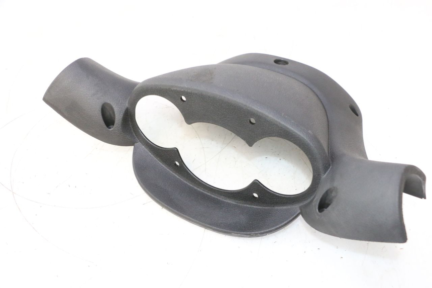 photo de LENKERVERKLEIDUNG HINTEN YAMAHA YP MAJESTY 125 (1998 - 2001) - Zoom auf Gebrauchszustand