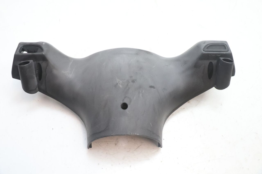 photo de HINTERE LENKERABDECKUNG PIAGGIO ZIP 2T 50 (2009 - 2019) - Detailansicht des Bauteils