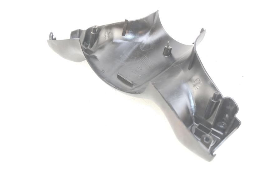 photo de HINTERE LENKERABDECKUNG PIAGGIO ZIP 4T 50 (2018 - 2020) - Technische Nahaufnahme