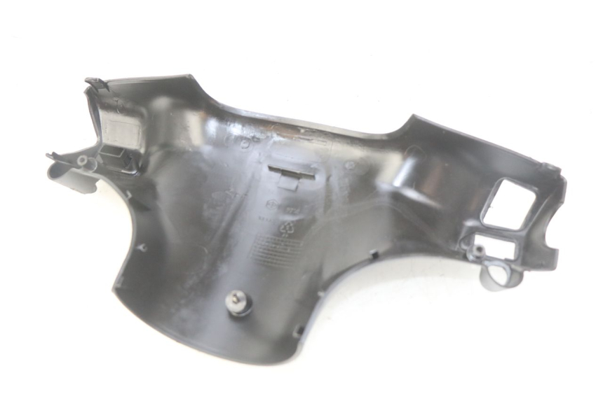 photo de HINTERE LENKERABDECKUNG PIAGGIO ZIP 4T 50 (2018 - 2020) - Details der Befestigungspunkte