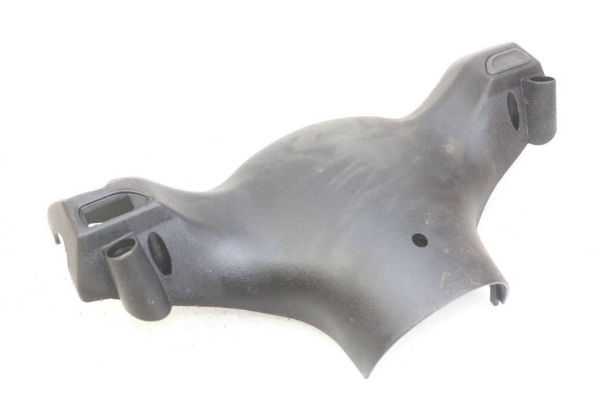 photo de HINTERE LENKERABDECKUNG PIAGGIO ZIP 4T 50 (2018 - 2020) - Detailansicht des Bauteils