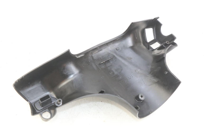 photo de HINTERE LENKERABDECKUNG PIAGGIO ZIP 4T 50 (2018 - 2020) - Technische Nahaufnahme