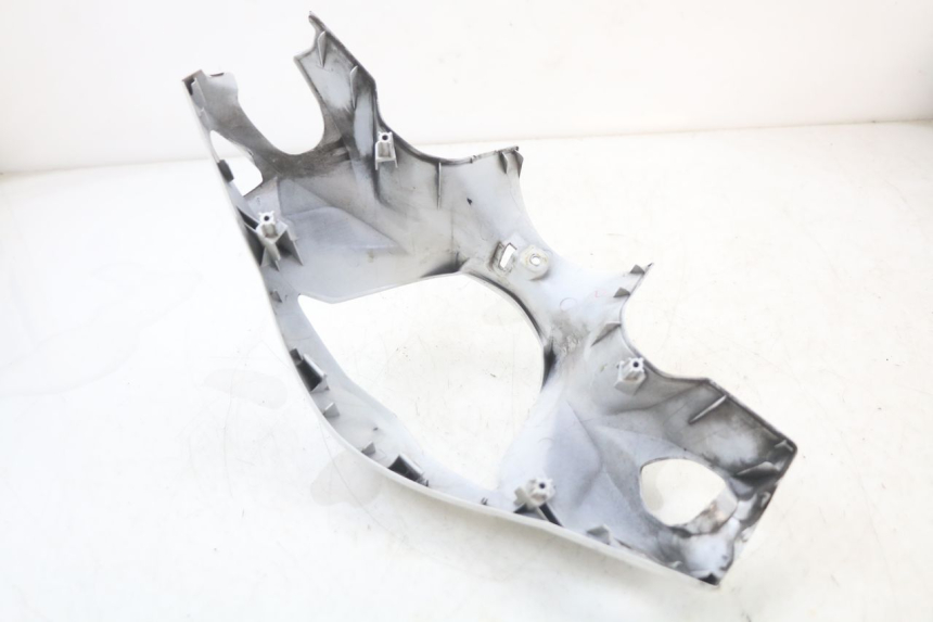 photo de LENKERVERKLEIDUNG VORNE SUZUKI ADDRESS 110 (2015 - 2020) - Hochauflösende Nahaufnahme