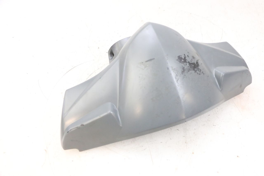 photo de VORDERER LENKERABDECKUNG KYMCO AGILITY 4T 50 (2018 - 2022) - Details der Befestigungspunkte