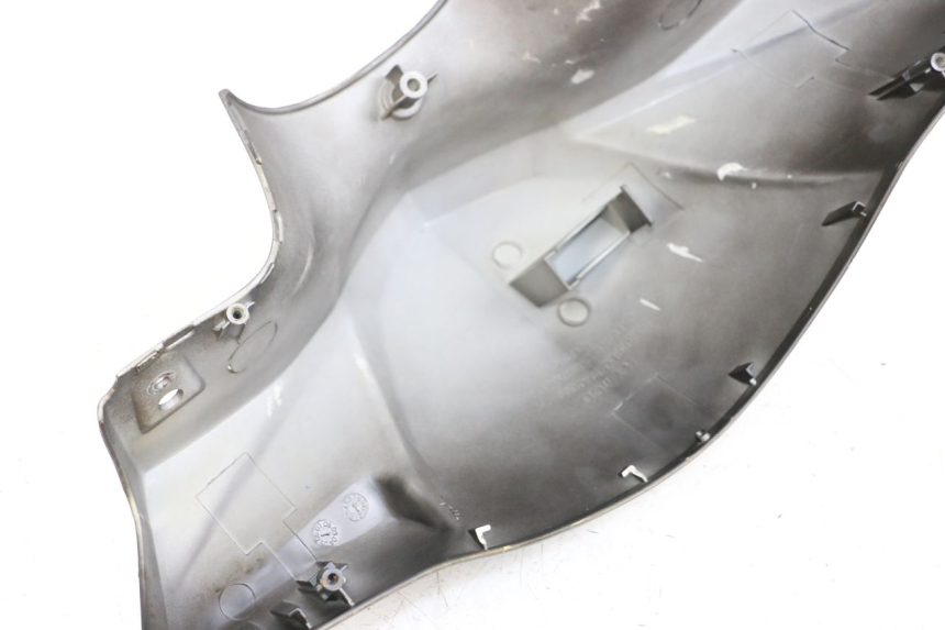 photo de LENKERVERKLEIDUNG VORNE KYMCO AGILITY PREMIUM 50 (2007 - 2010) - Alternative Perspektive