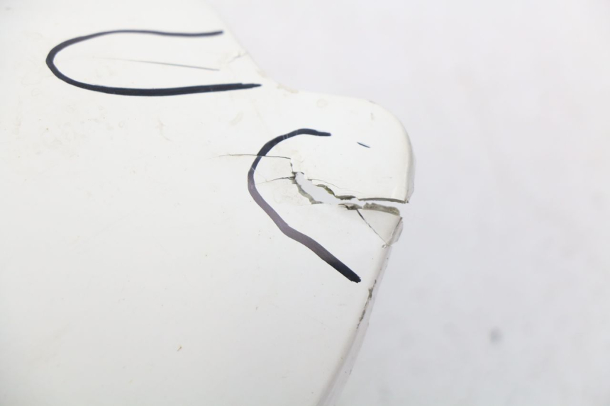 photo de LENKERVERKLEIDUNG VORNE PGO BIG MAX 50 (2001 - 2009) - Kennzeichnungen und Originalreferenzen