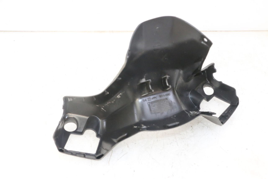 photo de LENKERVERKLEIDUNG VORNE SUZUKI BURGMAN 125 (2007 - 2014) - Detailansicht des Bauteils