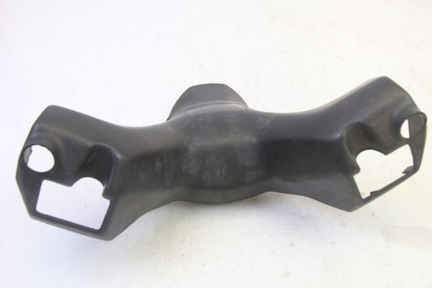 photo de LENKERVERKLEIDUNG VORNE SUZUKI BURGMAN 125 (2007 - 2014) - Detailansicht des Bauteils