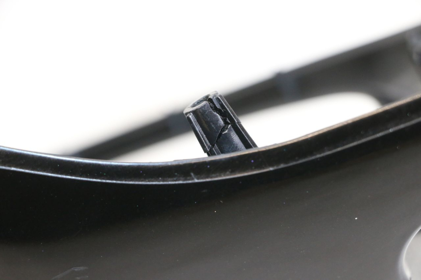 photo de VORDERE LENKERABDECKUNG YAMAHA BW'S 50 (2004 - 2017) - Technische Nahaufnahme