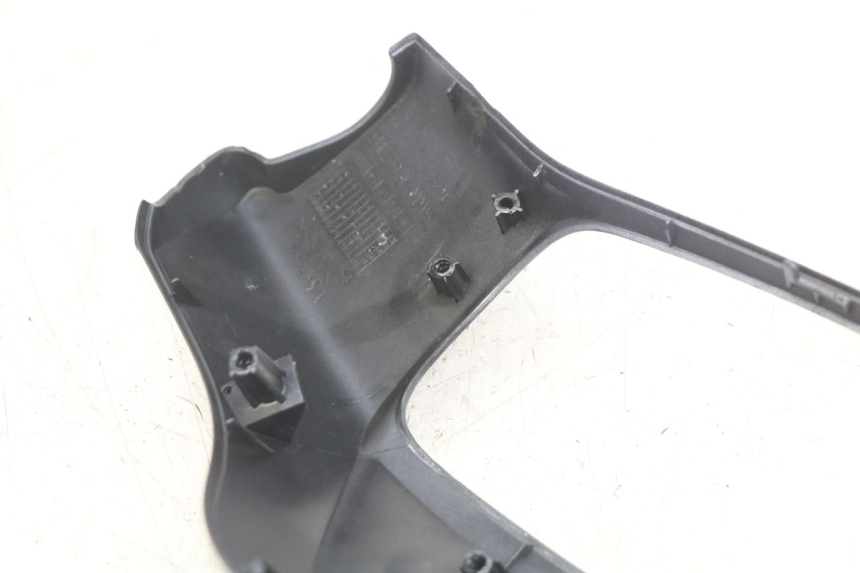 photo de VORDERER LENKERABDECKUNG YAMAHA BW'S EASY 50 (2013 - 2016) - Details der Befestigungspunkte