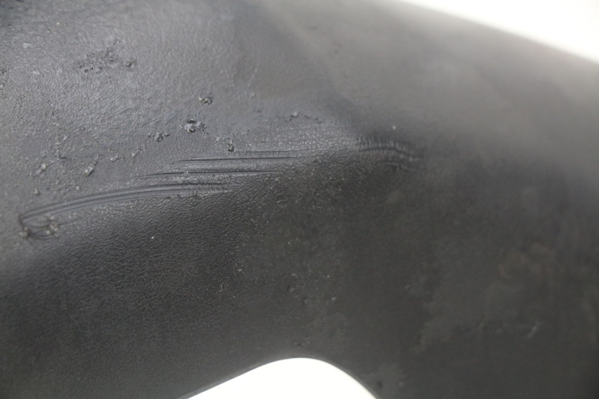 photo de VORDERER LENKERABDECKUNG PEUGEOT CITYSTAR 50 (2013 - 2017) - Zoom auf Gebrauchszustand