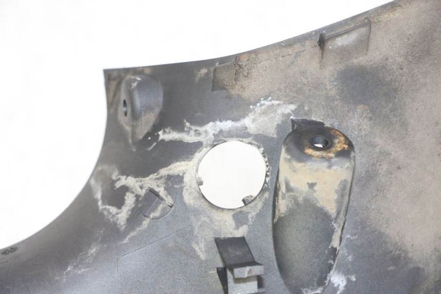 photo de VORDERE LENKERABDECKUNG YAMAHA CYGNUS X INJECTION 125 (2007 - 2013) - Zoom auf Gebrauchszustand