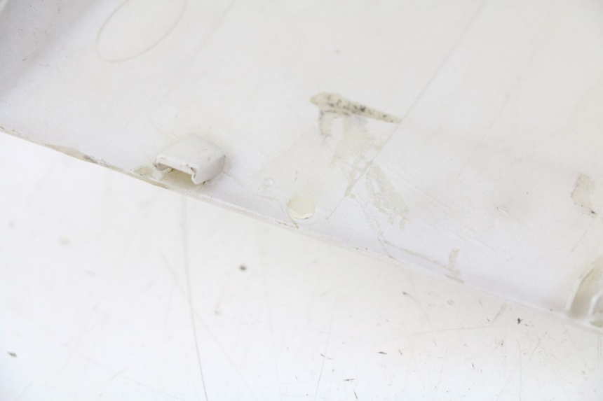 photo de VORDERER LENKERABDECKUNG PEUGEOT E-VIVACITY 1 (2012 - 2018) - Detailansicht des Bauteils