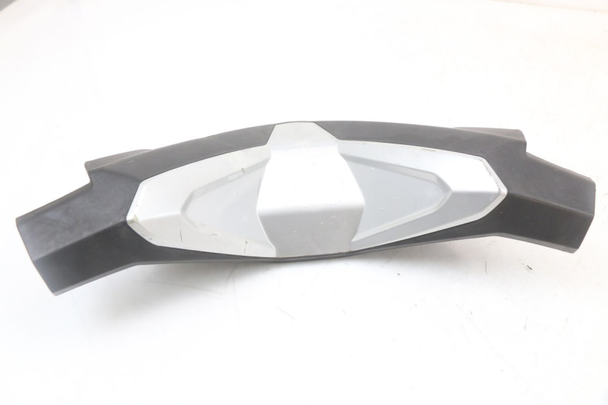 photo de LENKERVERKLEIDUNG VORNE LONGJIA EASY MAX 125 (2020 - 2024) - Zoom auf Gebrauchszustand