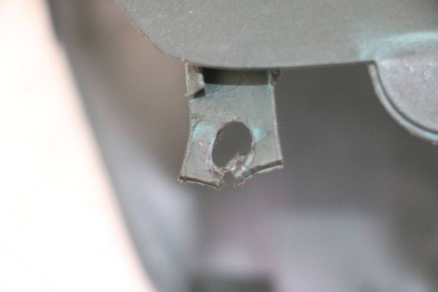 photo de VORDERER LENKERABDECKUNG PEUGEOT ELYSEO 125 (1999 - 2004) - Alternative Perspektive