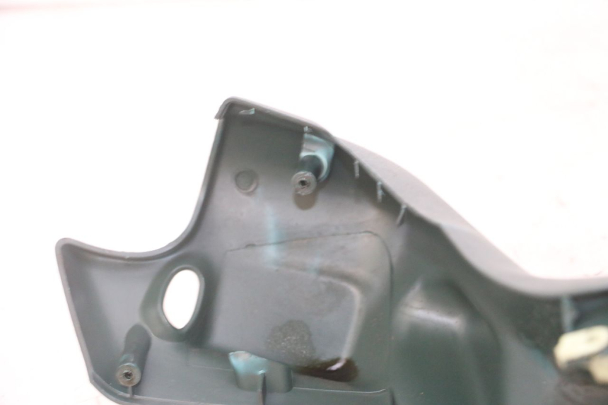 photo de VORDERER LENKERABDECKUNG PEUGEOT ELYSEO 125 (1999 - 2004) - Oberflächenzustand und Material
