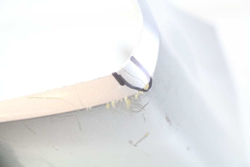 photo de VORDERER LENKERABDECKUNG HONDA FES PANTHEON 125 (2003 - 2007) - Detailansicht des Bauteils