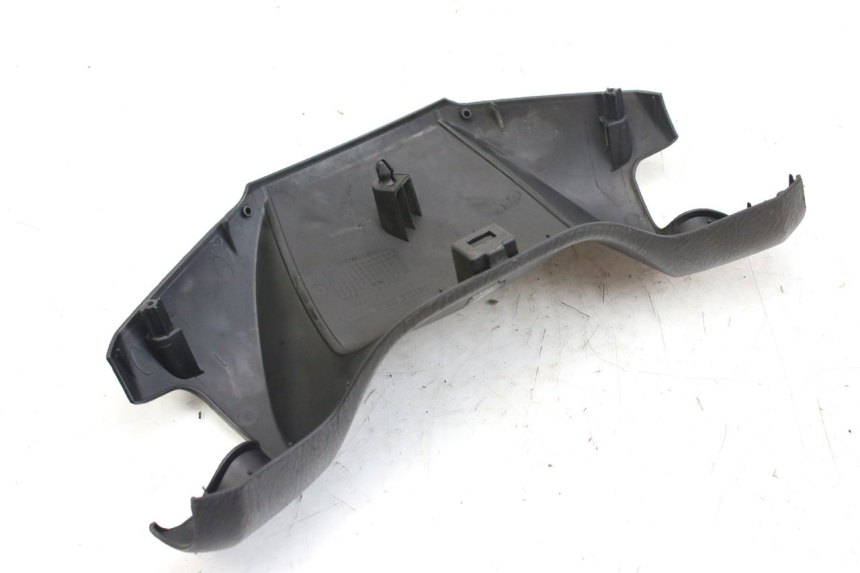 photo de VORDERE LENKERABDECKUNG HONDA FES S-WING SWING ABS 125 (2007 - 2015) - Technische Nahaufnahme