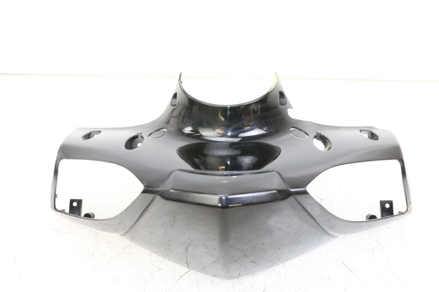 photo de LENKERVERKLEIDUNG VORNE MBK FLAME X 125 (2007 - 2016) - Details der Befestigungspunkte