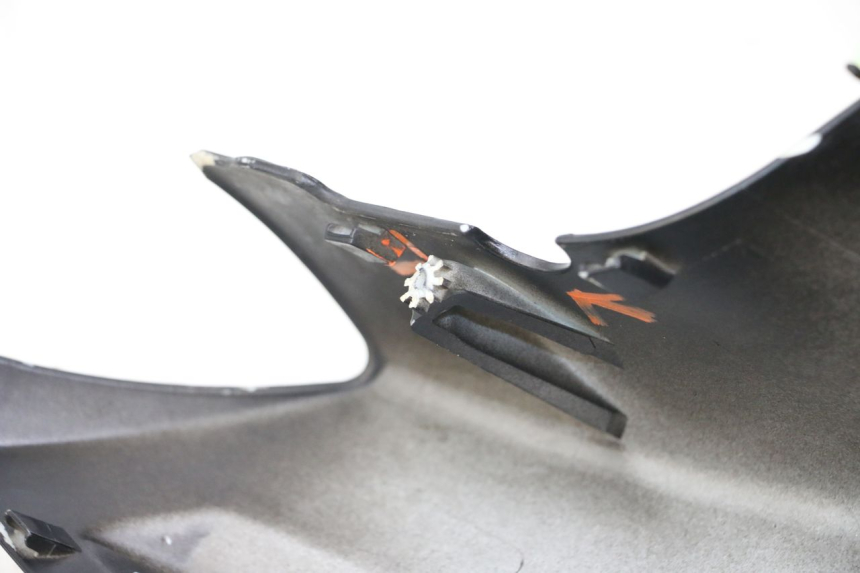 photo de LENKERVERKLEIDUNG VORNE PEUGEOT KISBEE 2T 50 (2018 - 2022) - Details der Befestigungspunkte