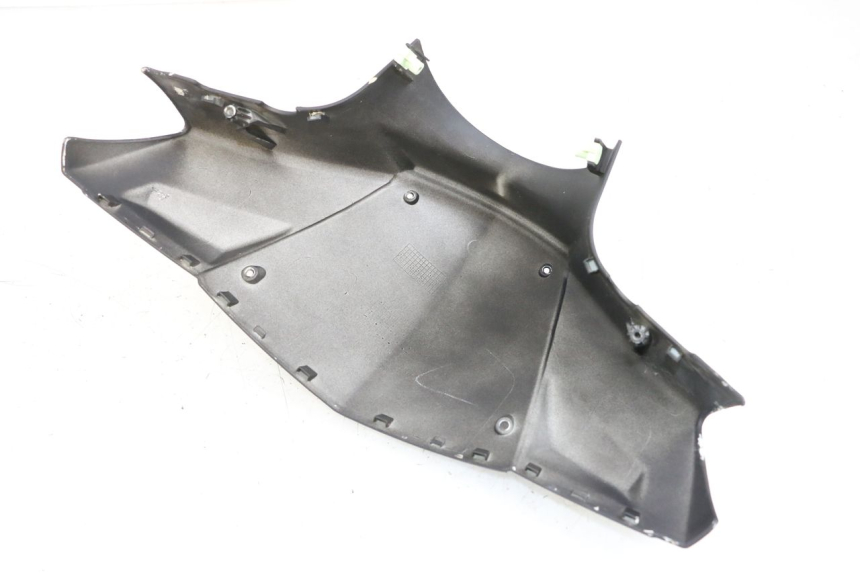 photo de VORDERER LENKERABDECKUNG PEUGEOT KISBEE 4T 50 (2018 - 2022) - Detailansicht des Bauteils