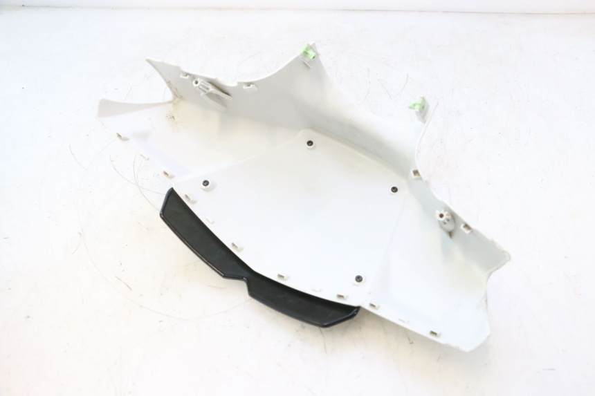 photo de VORDERER LENKERABDECKUNG PEUGEOT KISBEE 4T 50 (2018 - 2022) - Alternative Perspektive