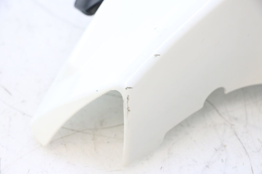 photo de VORDERER LENKERABDECKUNG PEUGEOT KISBEE 4T 50 (2018 - 2022) - Details der Befestigungspunkte