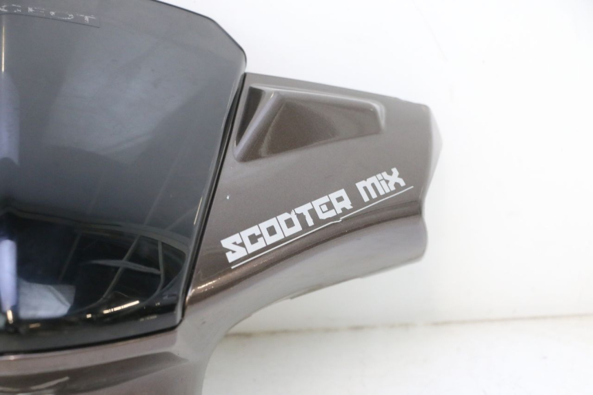 photo de VORDERE LENKERABDECKUNG PEUGEOT KISBEE 4T 50 (2010 - 2017) - Detaillierte Sichtprüfung